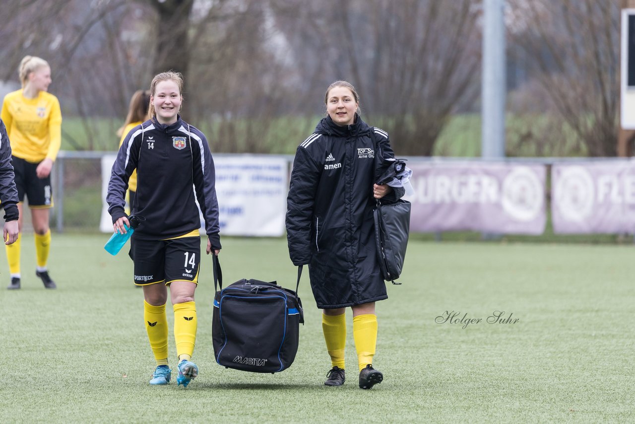 Bild 512 - F SSC Hagen Ahrensburg - SV Frisia Risum-Lindholm : Ergebnis: 1:2